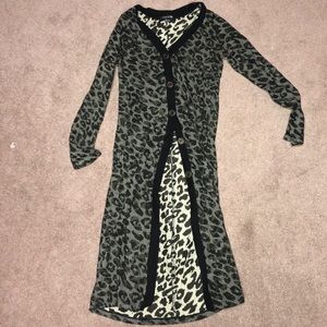 Cheetah duster